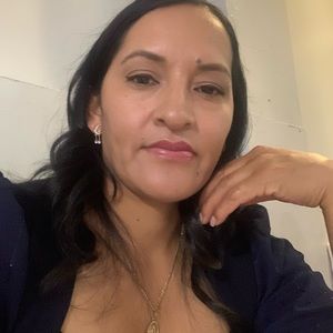 Meet your Posher, Carmita